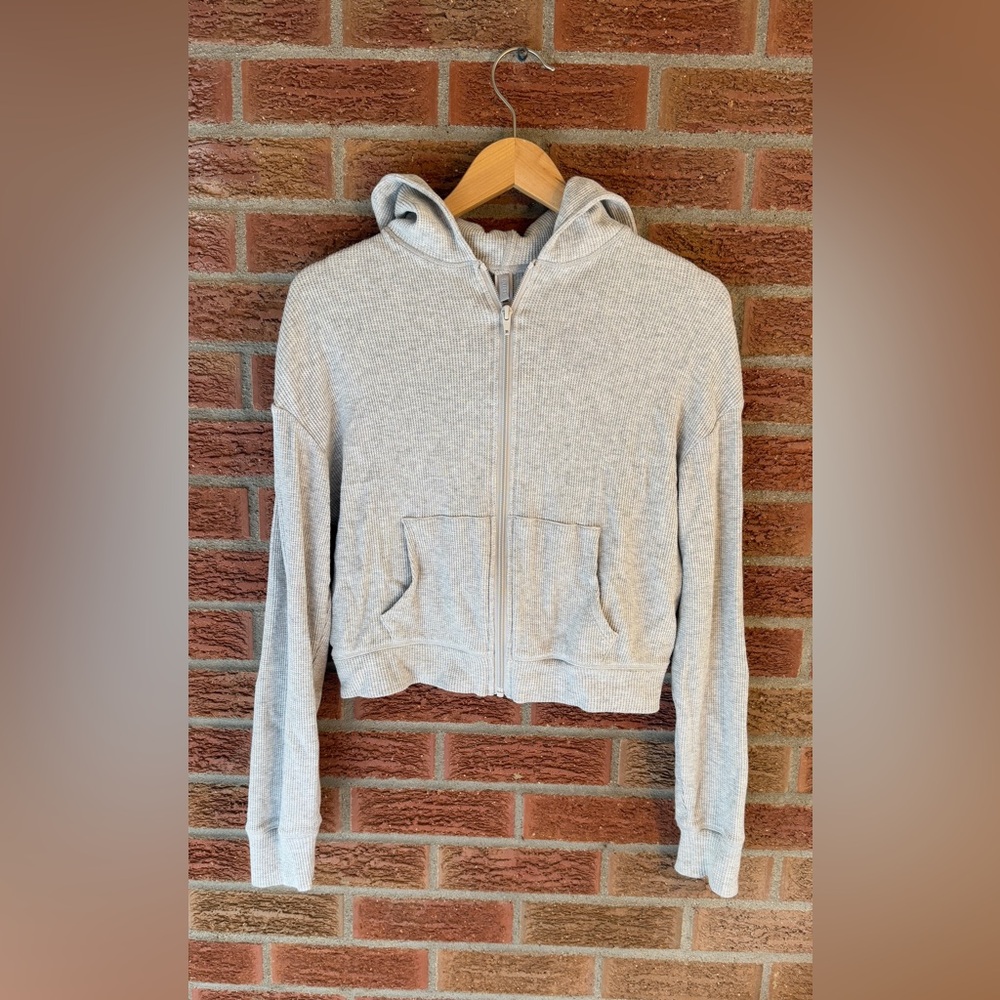 SKIMS Light Gray Cropped Waffle Zip-Up, Medium